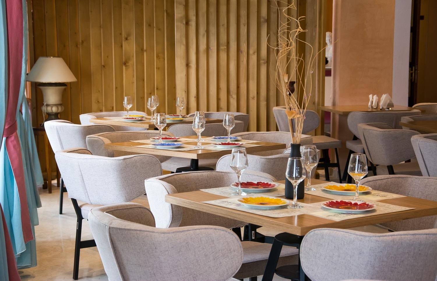 Primavera Hotel Gazátika Екстериор снимка